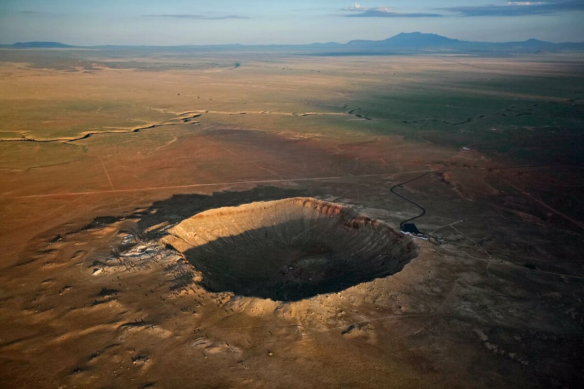 «глаз сахары»: вулкан, эрозия почвы или кратер метеорита? (6 фото)